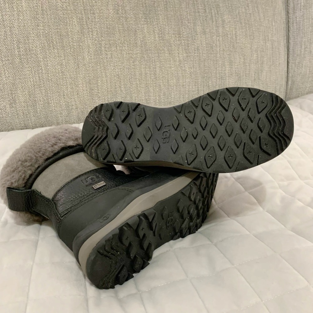 UGG ADIRONDACK III WATERPROOF WINTER BOOTS - Picture 8 of 12